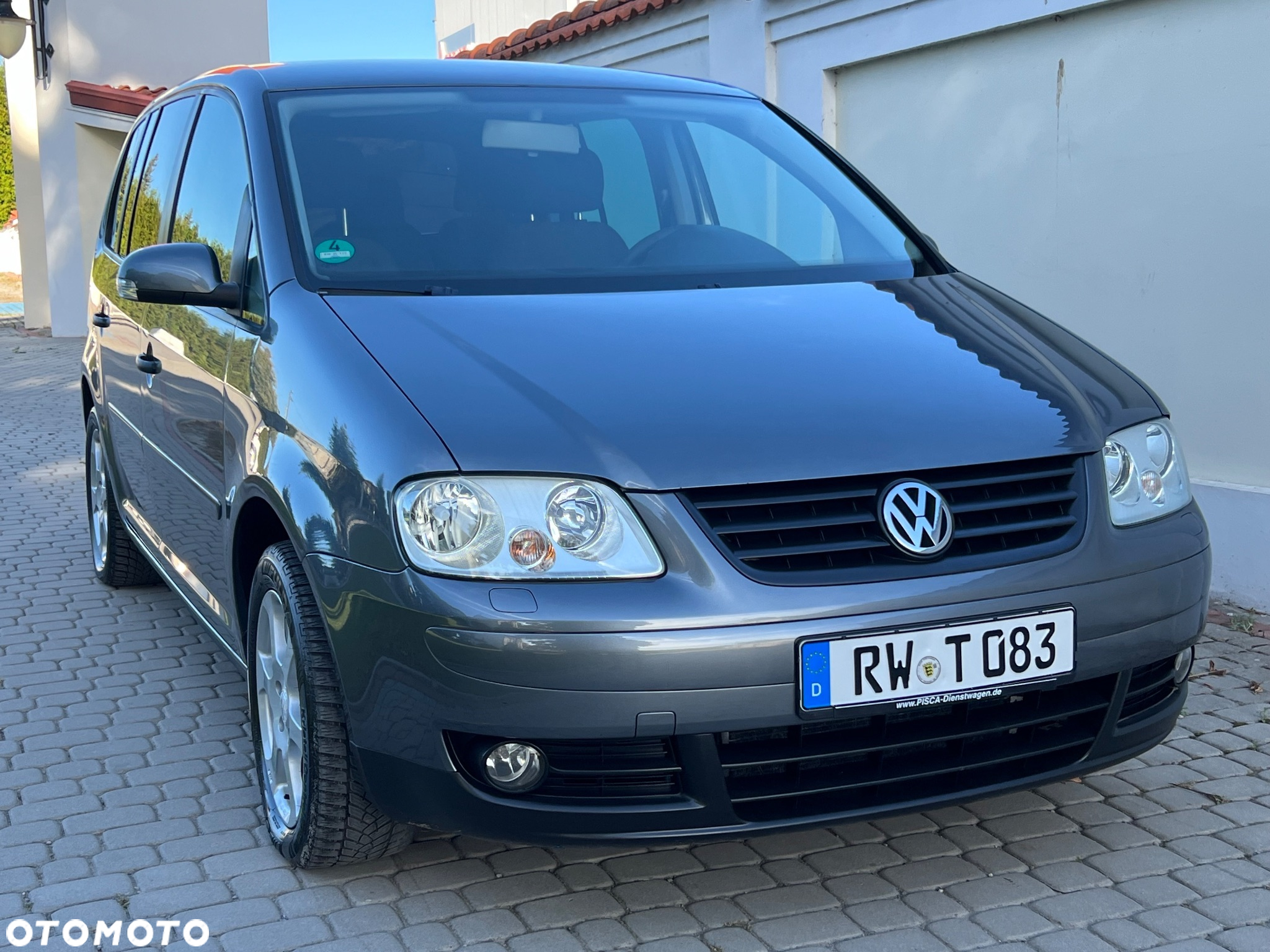 Volkswagen Touran - 23