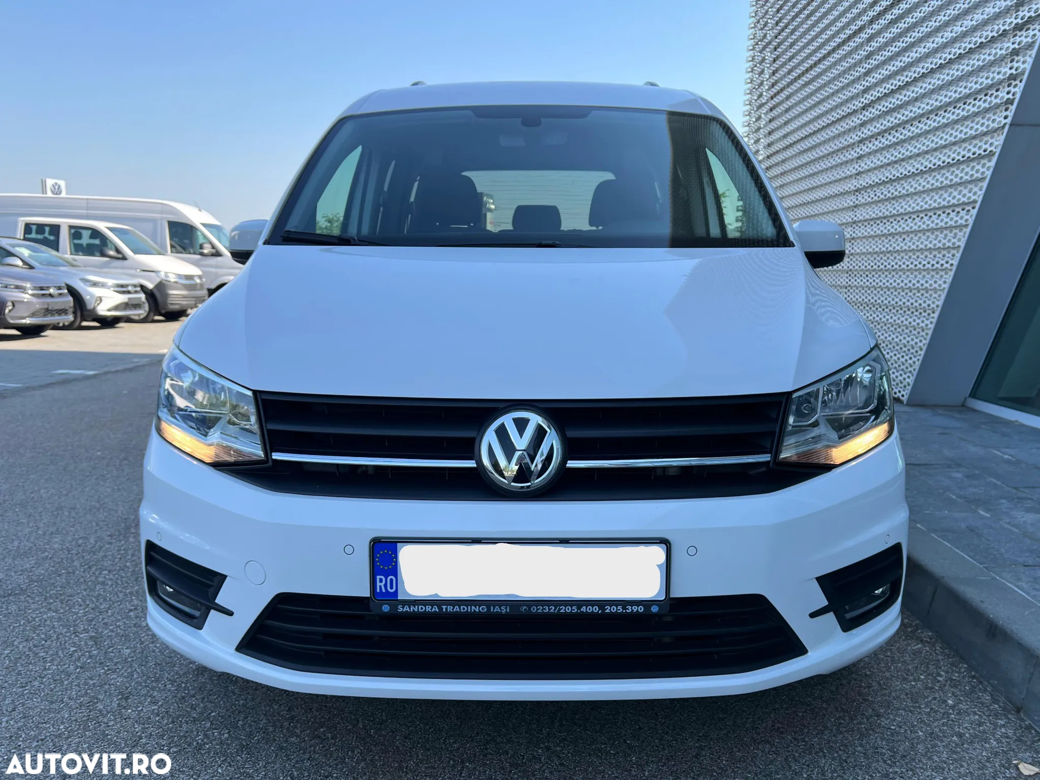 Volkswagen Caddy 2.0 TDI DSG - 7