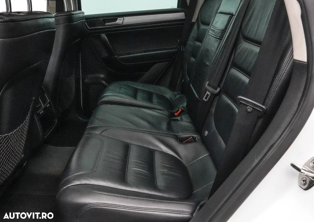 Volkswagen Touareg 3.0 V6 TDI SCR Blue Motion DPF Automatik Terrain Tech Executive Edition - 16