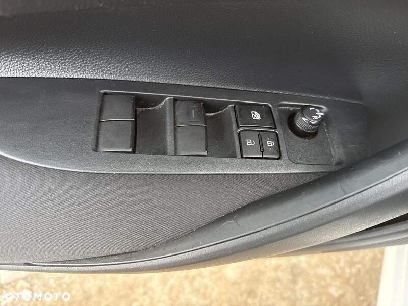 Toyota Corolla 1.5 Active - 13