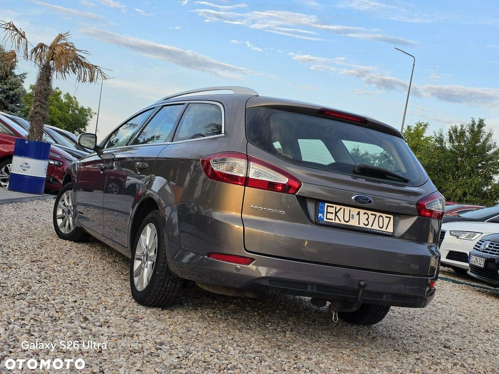 Ford Mondeo - 12