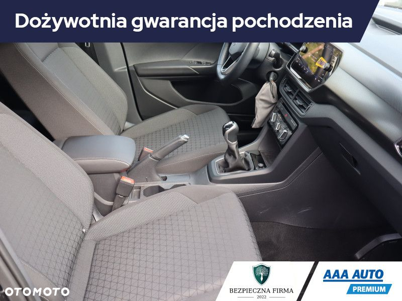 Volkswagen T-Cross - 10