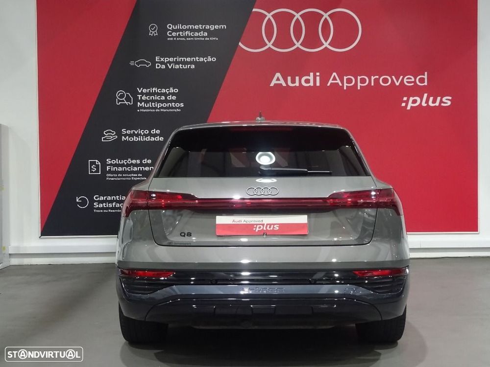 Audi Q8 e-Tron 55 quattro Advanced - 4