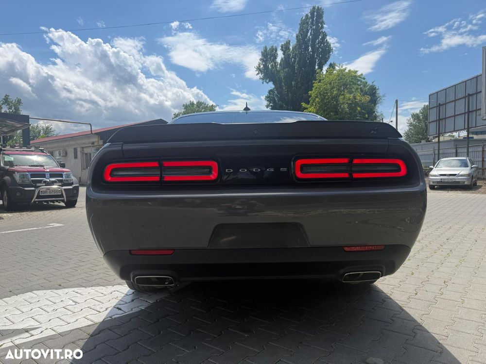 Dodge Challenger Automatik SXT Plus - 7