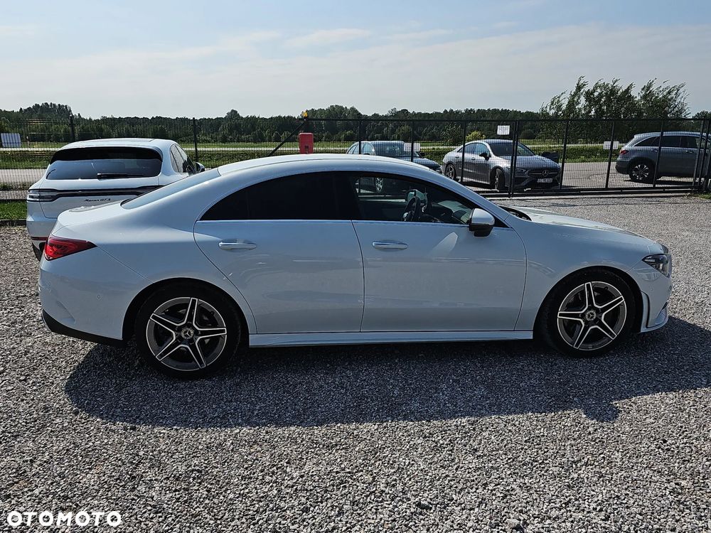 Mercedes-Benz CLA 200 d AMG Line 8G-DCT - 4