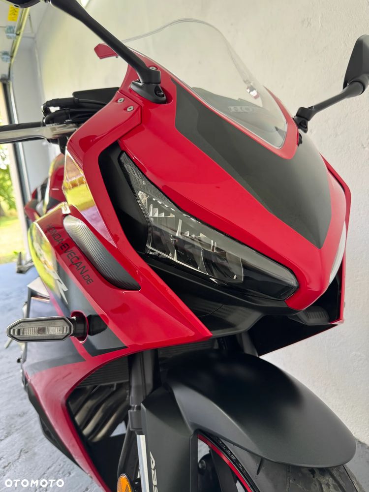 Honda CBR - 12