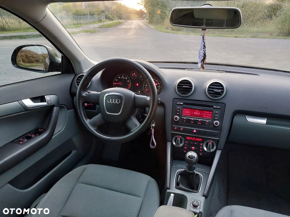 Audi A3 Sportback - 13
