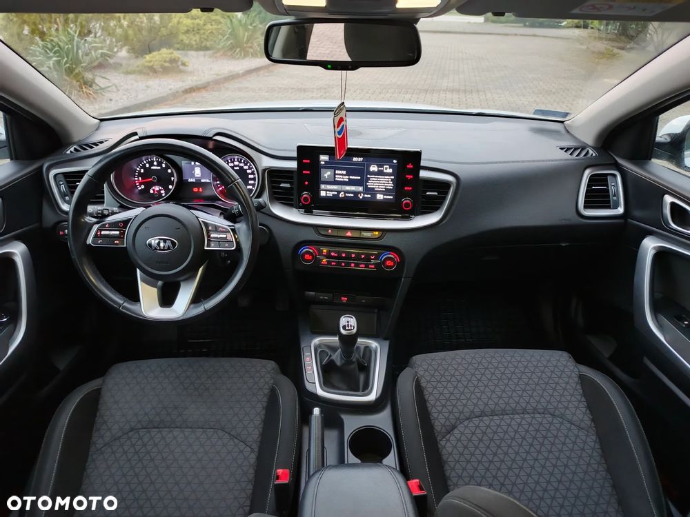 Kia Ceed 1.4 T-GDI L - 16