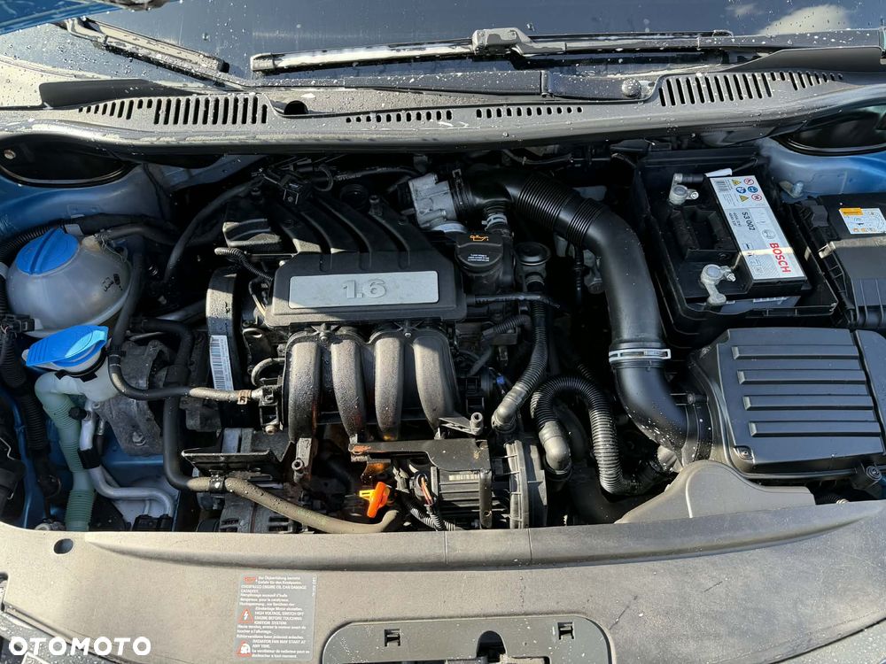 Volkswagen Caddy 1.6 Life Family (7-Si.) - 17