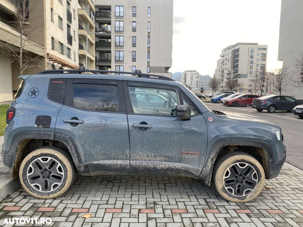 Jeep Renegade 2.0 M-Jet 4x4 Low AT9 Trailhawk - 12
