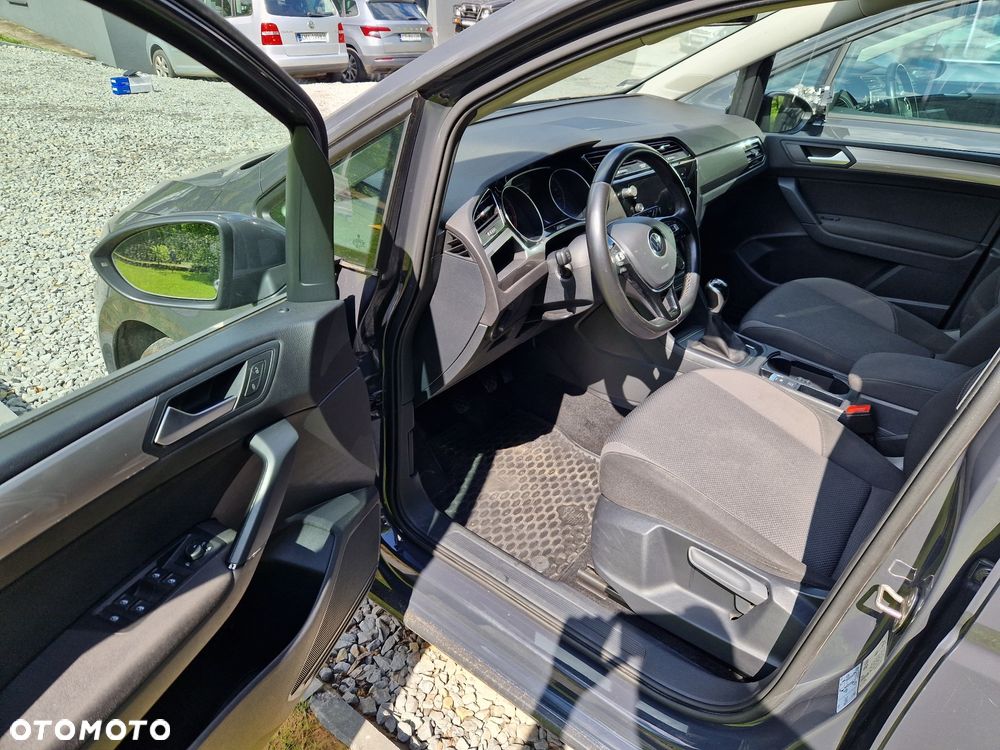 Volkswagen Touran 1.5 TSI EVO Trendline - 8