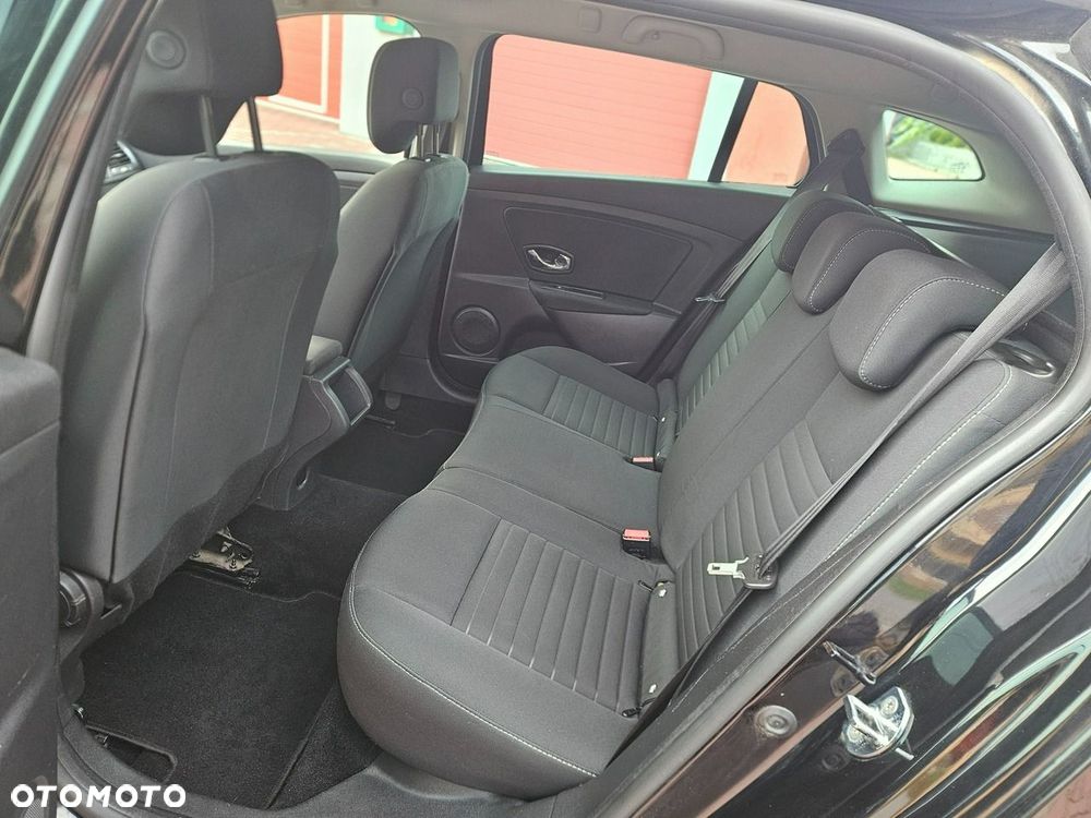 Renault Megane 1.6 16V 110 LIMITED - 28