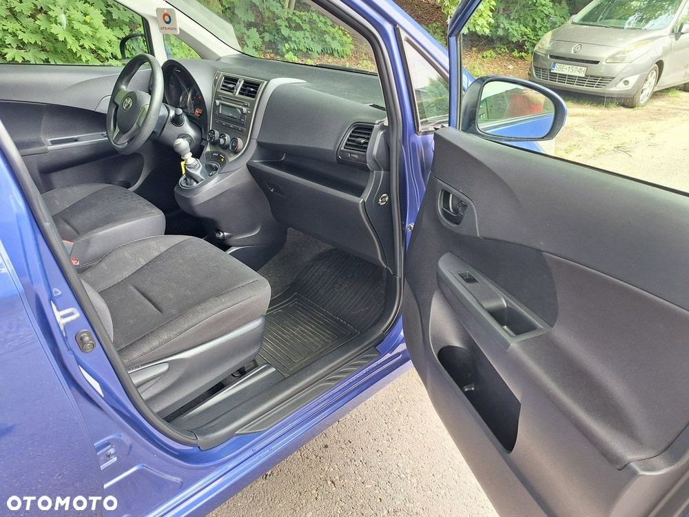 Toyota Verso S 1.33 Luna - 17