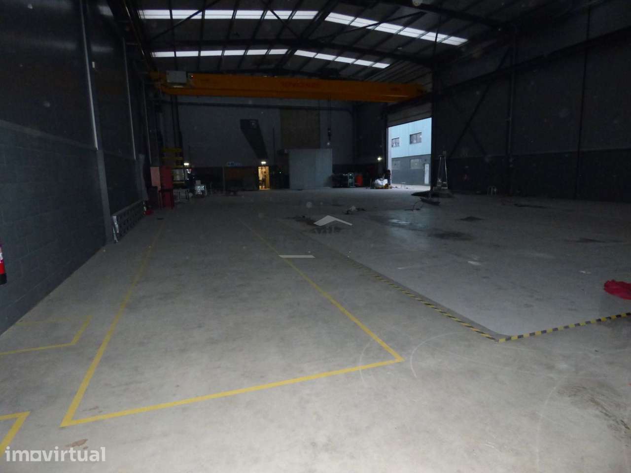 Armazém para Arrendamento  Olival, Vila Nova de Gaia; Acessos à EN2...