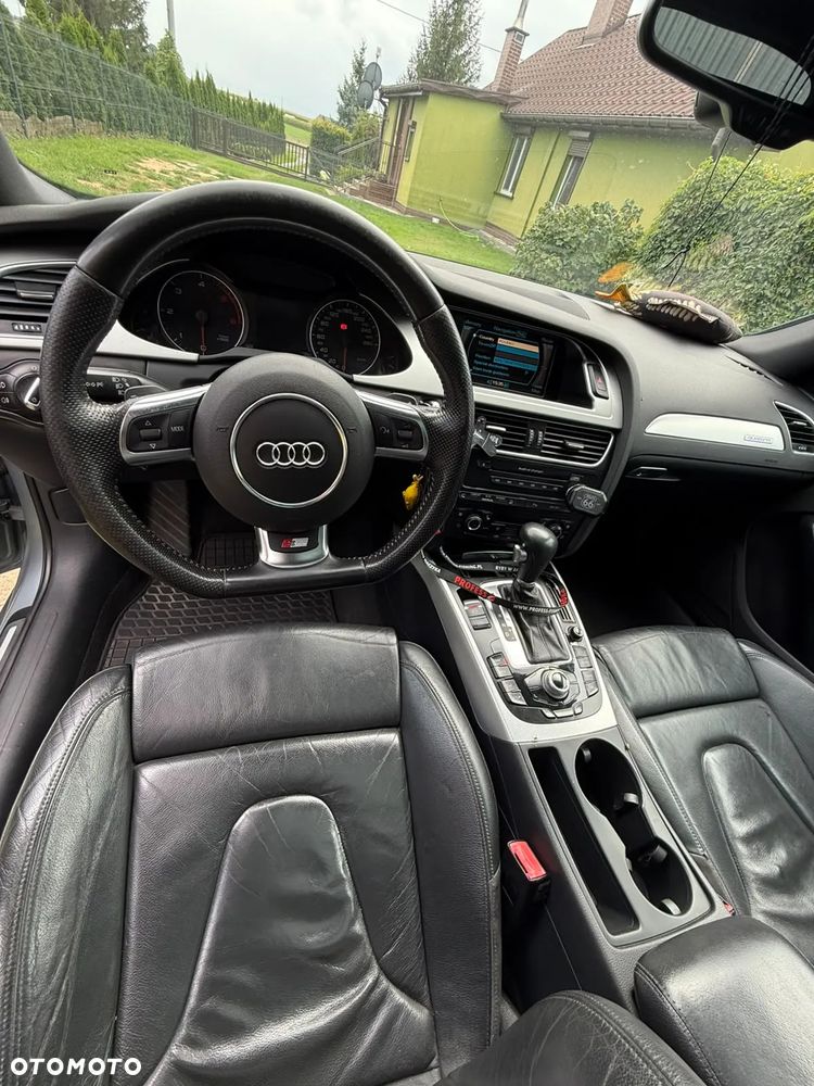 Audi A4 Avant - 9