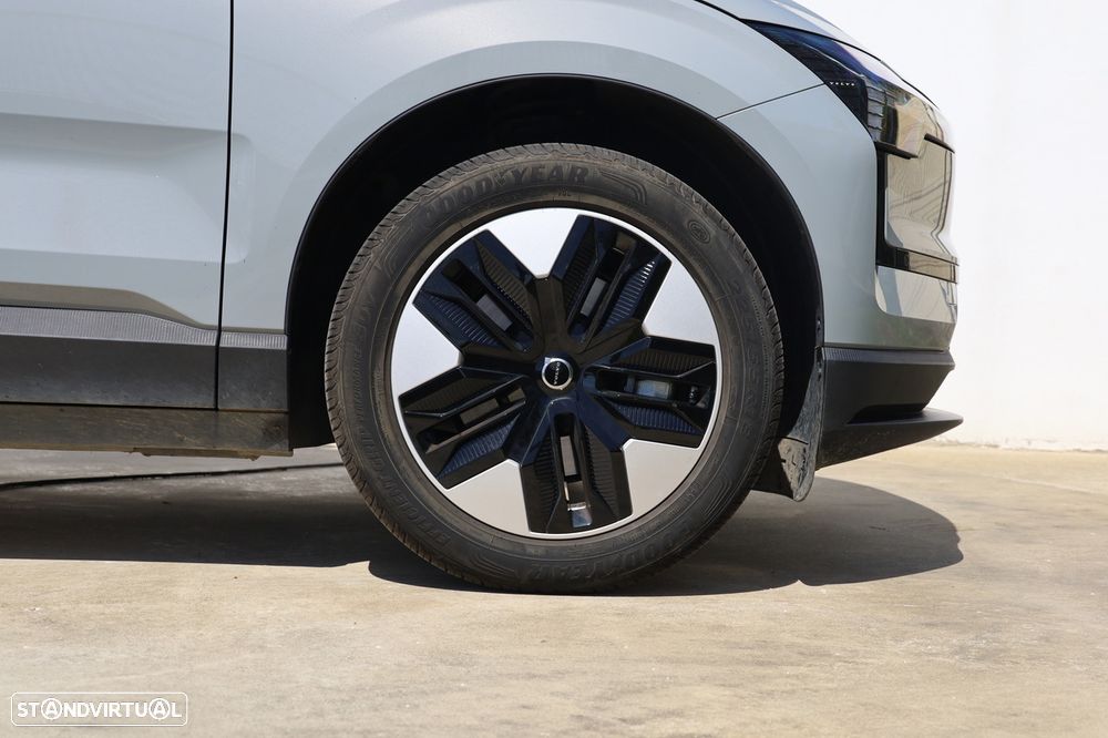 Volvo EX30 51 kWh Single Motor Plus - 8
