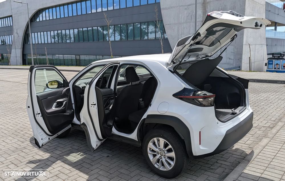Toyota Yaris Cross 1.5 HDF Comfort Plus - 18