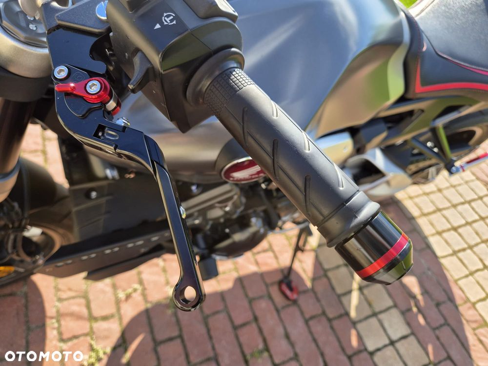 Honda CB - 18
