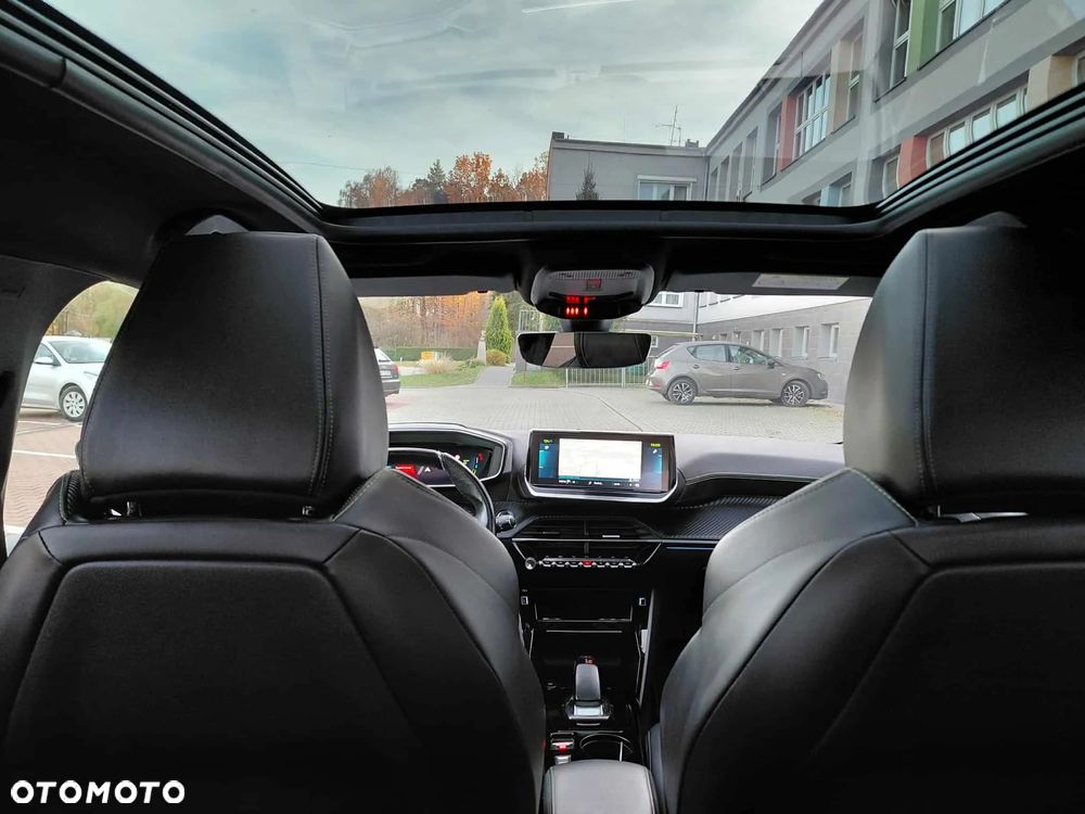 Peugeot 208 e-208 GT Line - 23