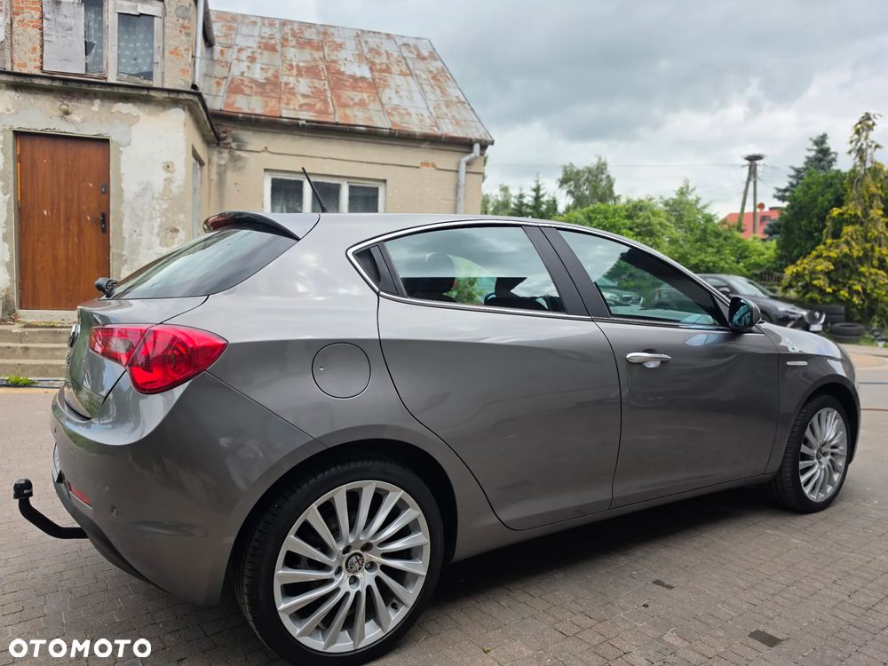 Alfa Romeo Giulietta - 12