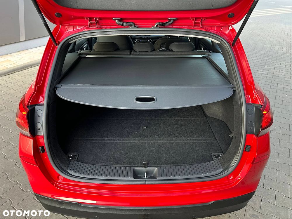 Hyundai i30 1.6 CRDI Intro - 7