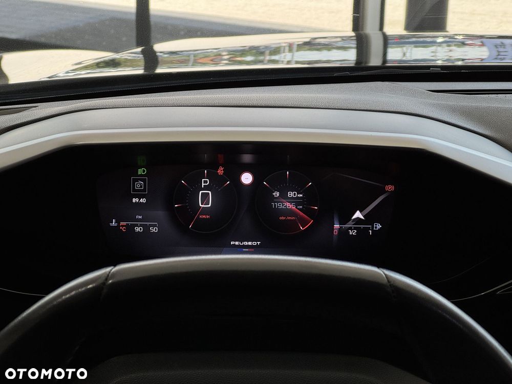 Peugeot 308 1.5 BlueHDi Allure S&S EAT8 - 16