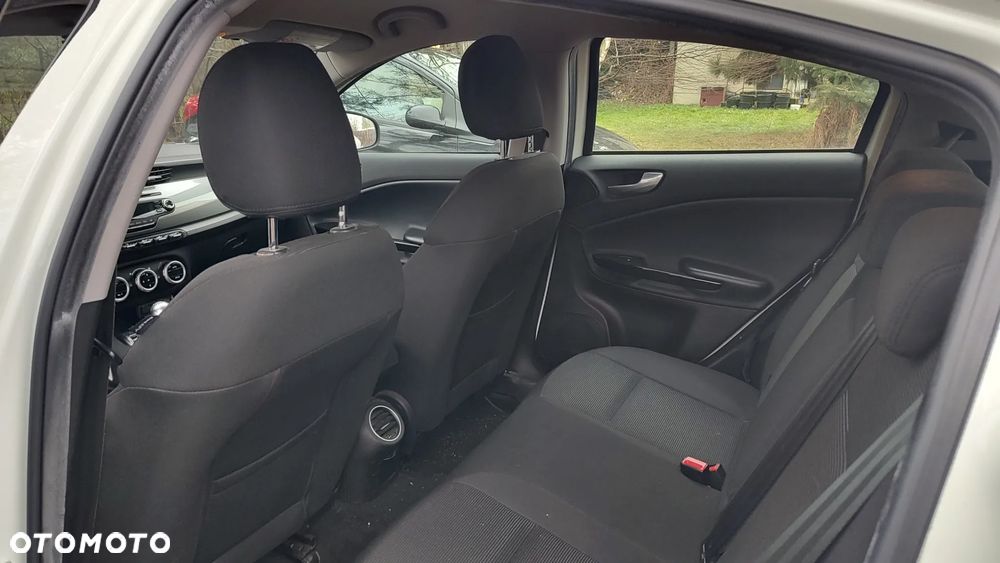 Alfa Romeo Giulietta 1.4 TB MultiAir Distinctive - 14