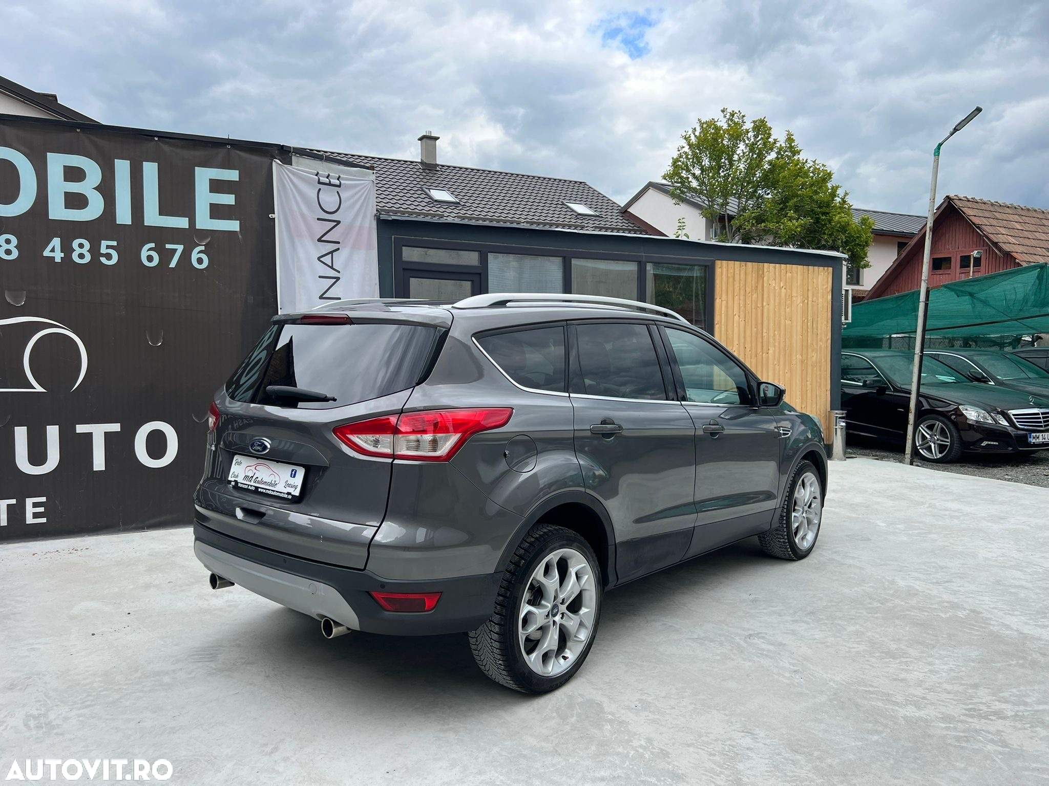 Ford Kuga - 13