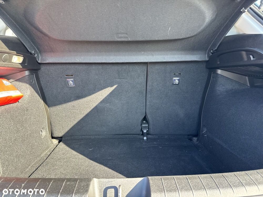 Fiat Tipo 1.4 T-Jet 16v Street - 14