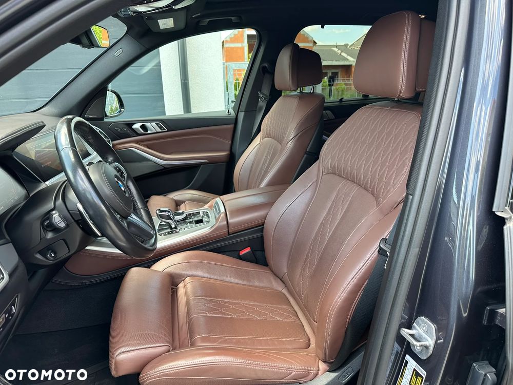 BMW X5 xDrive50i Sport-Aut - 13