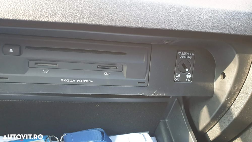 Skoda Octavia 2.0 TDI DSG RS - 17