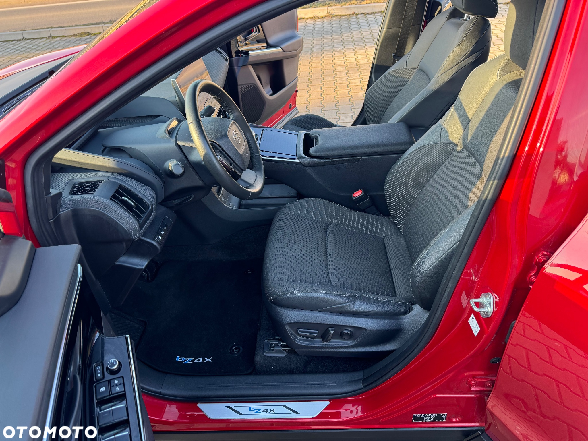 Toyota bZ4X 71.4kWh Executive - 26