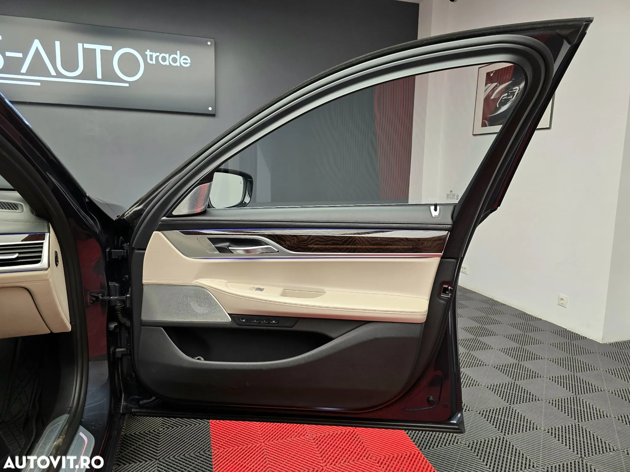 BMW Seria 7 750Ld xDrive - 17