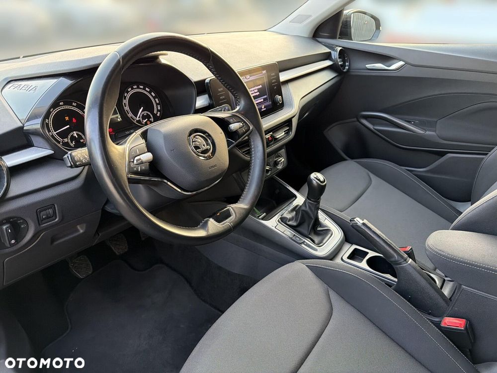 Skoda Fabia 1.0 TSI Ambition - 11