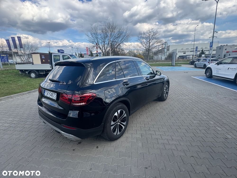 Mercedes-Benz GLC 220 d 4Matic 9G-TRONIC - 3