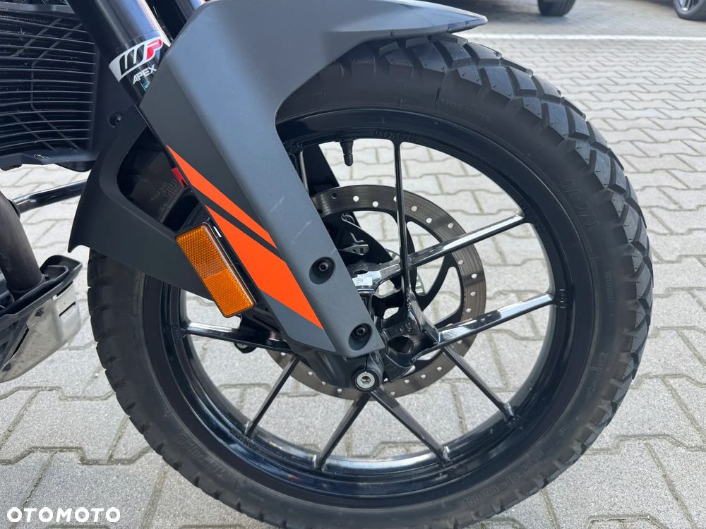 KTM Adventure - 14