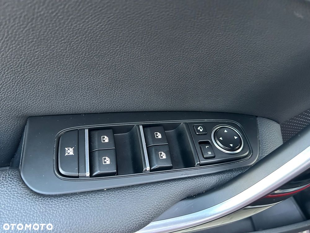 Kia XCeed 1.6 T-GDI L Business Line DCT - 27