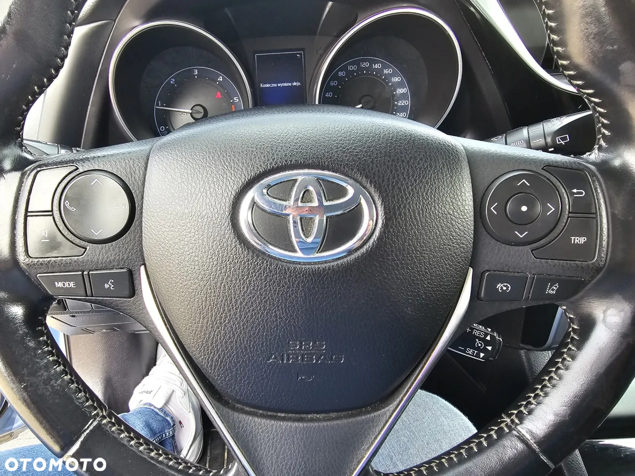 Toyota Auris 1.4 D-4D Comfort - 28