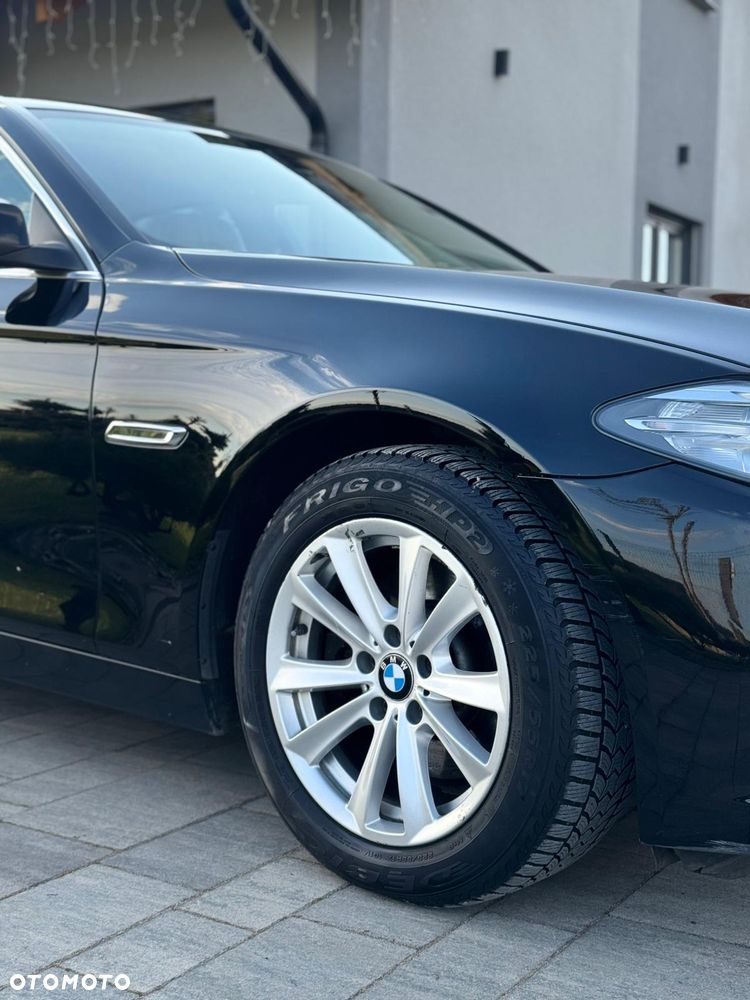 BMW Seria 5 520d - 23
