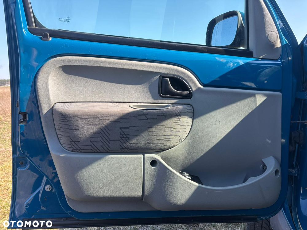 Renault Kangoo 1.6 16V Authentique 4x4 - 13