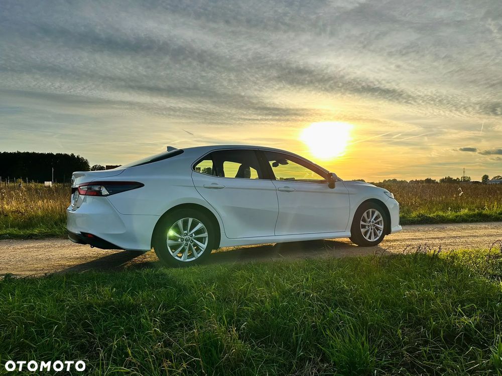 Toyota Camry 2.5 Hybrid Comfort CVT - 10