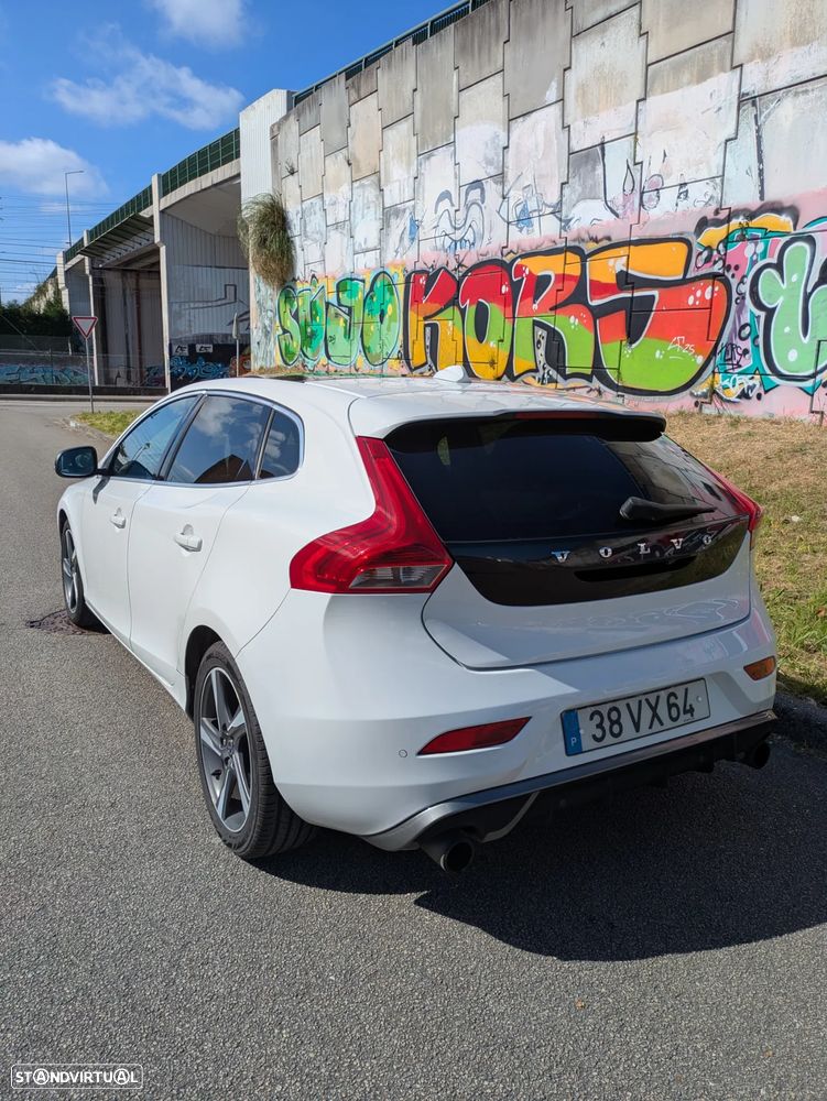 Volvo V40 D2 Momentum - 6