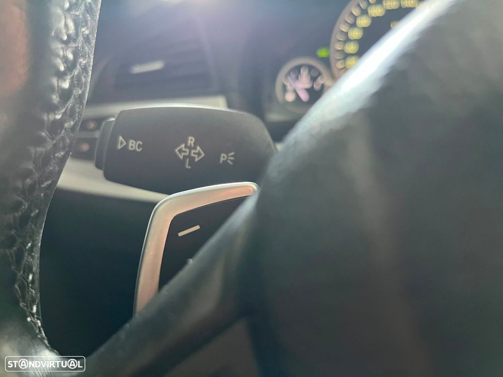 BMW 525 d Pack M Auto - 36