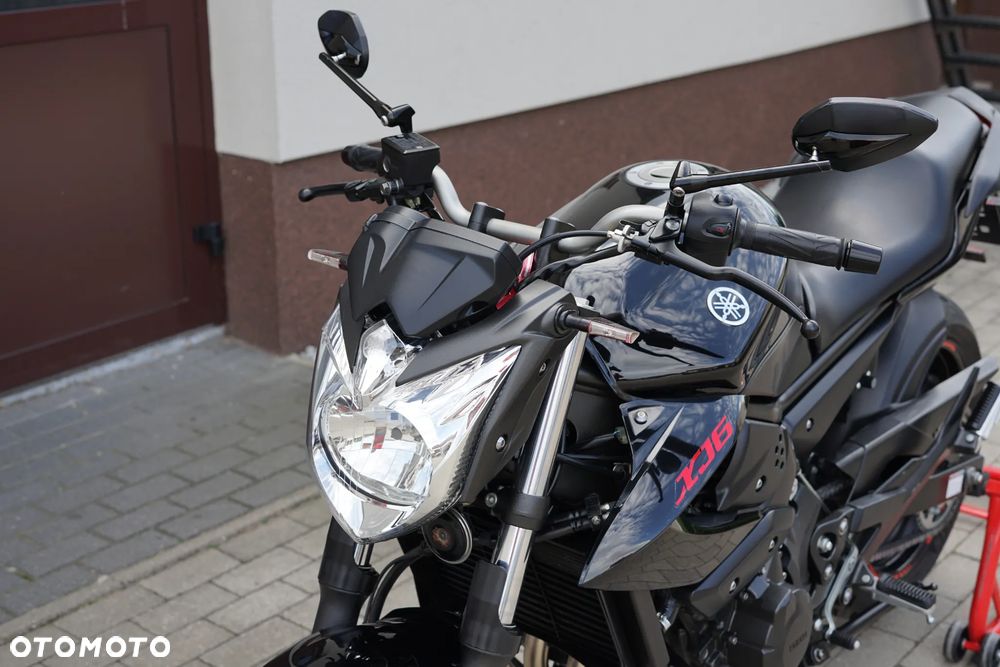 Yamaha XJ - 32