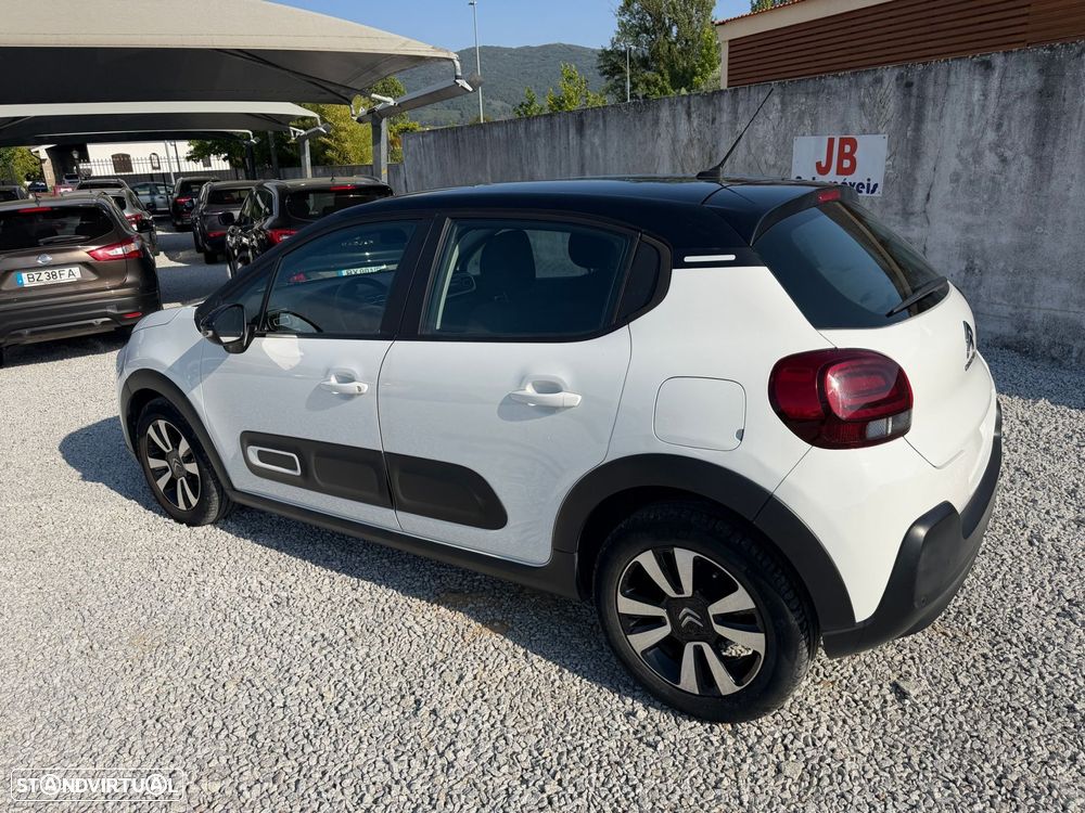 Citroën C3 1.2 PureTech Shine - 4