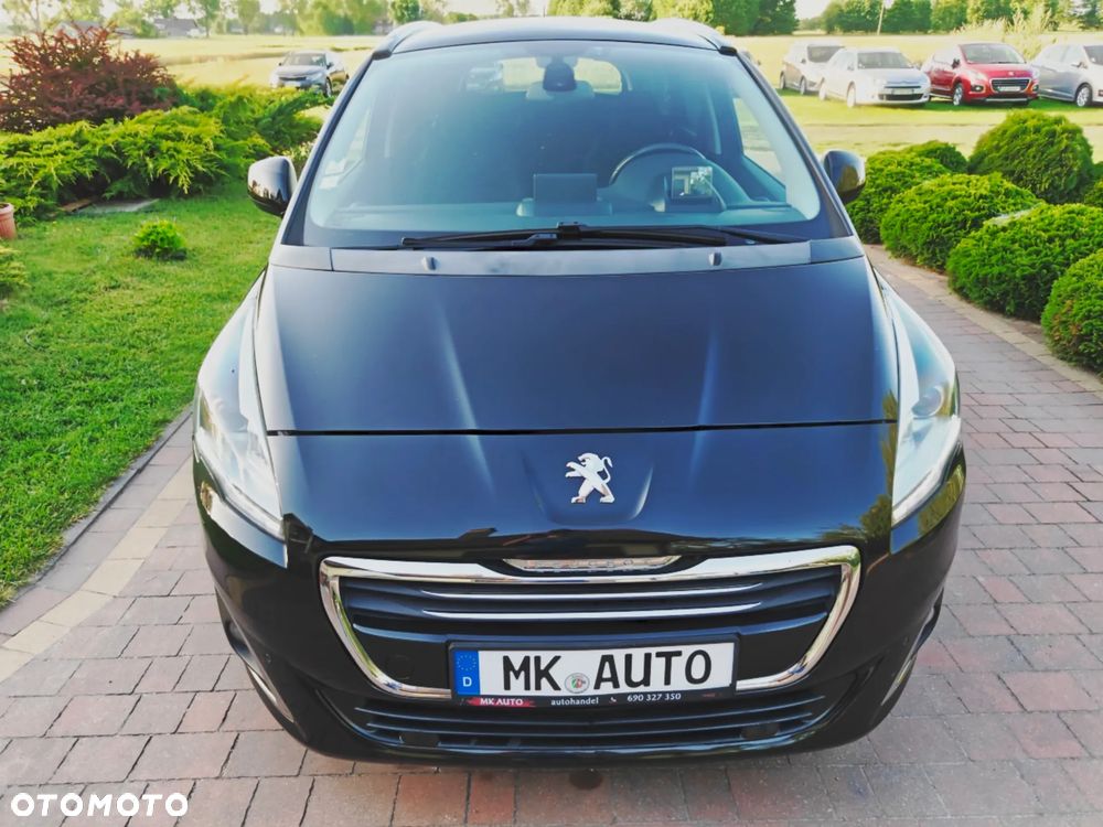 Peugeot 5008 2.0 HDi Allure 7os - 9