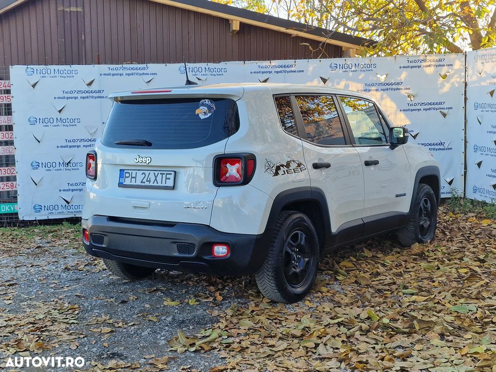 Jeep Renegade 1.6 E-TorQ 4x2 Sport - 3