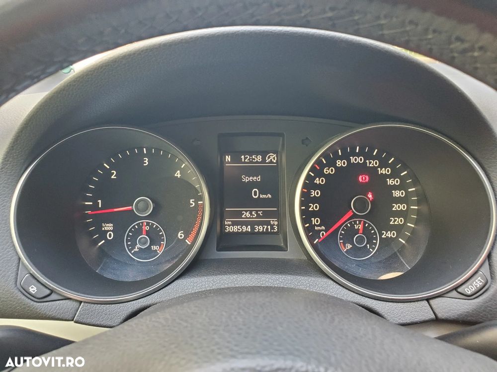Volkswagen Golf 1.6 TDI DPF BlueMotion Technology Style - 15