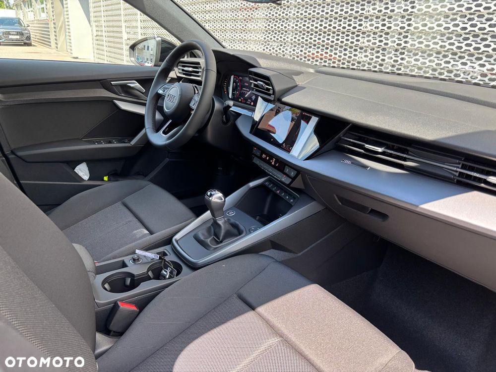 Audi A3 Sportback 30 TFSI - 9