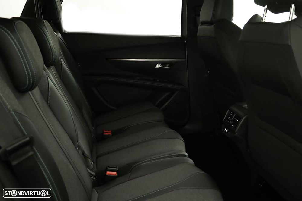 Peugeot 5008 1.2 PureTech Allure Pack EAT8 - 23